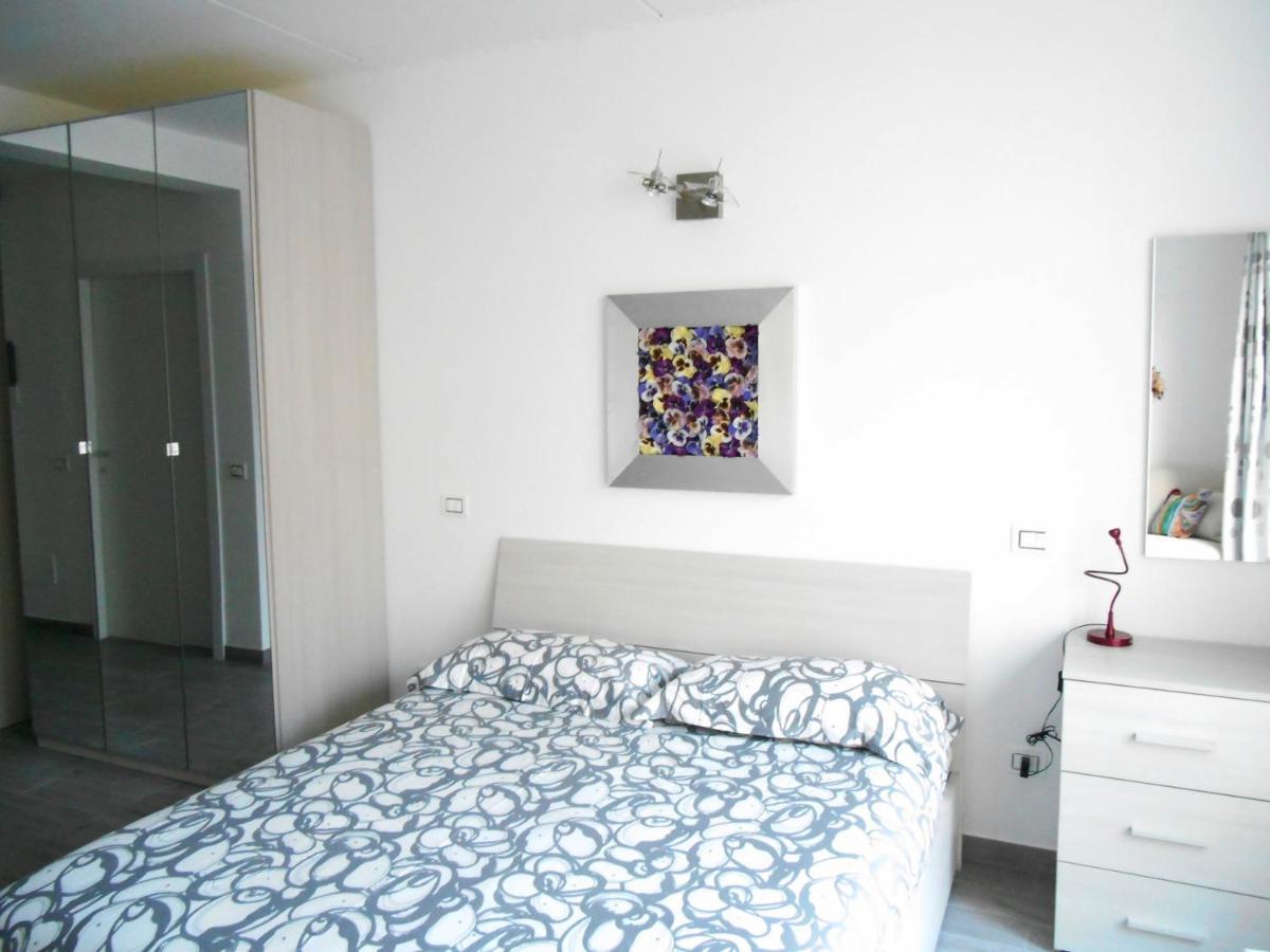 Direttamente Al Lago Apartments Marone Ngoại thất bức ảnh